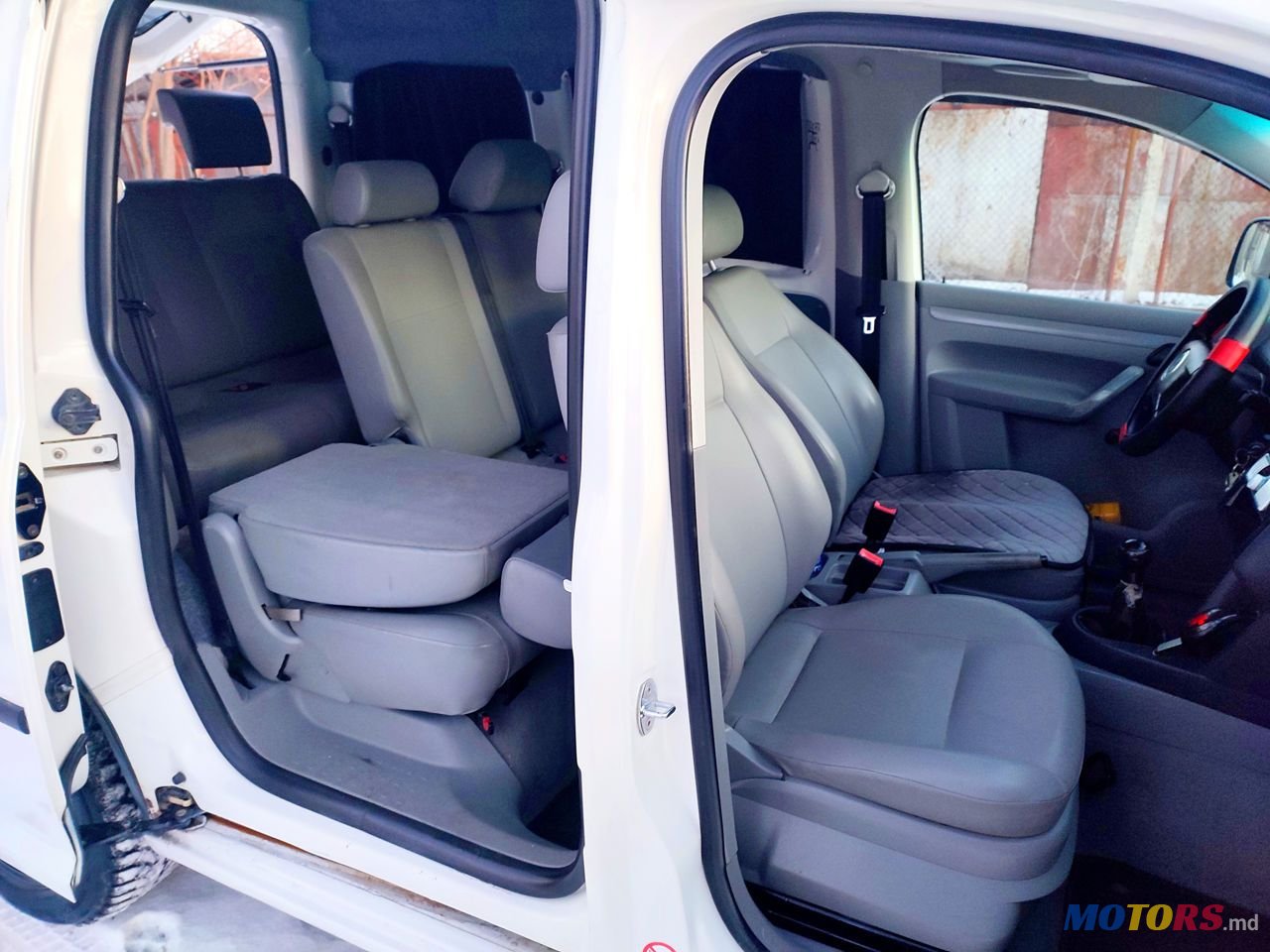 2006' Volkswagen Caddy photo #4