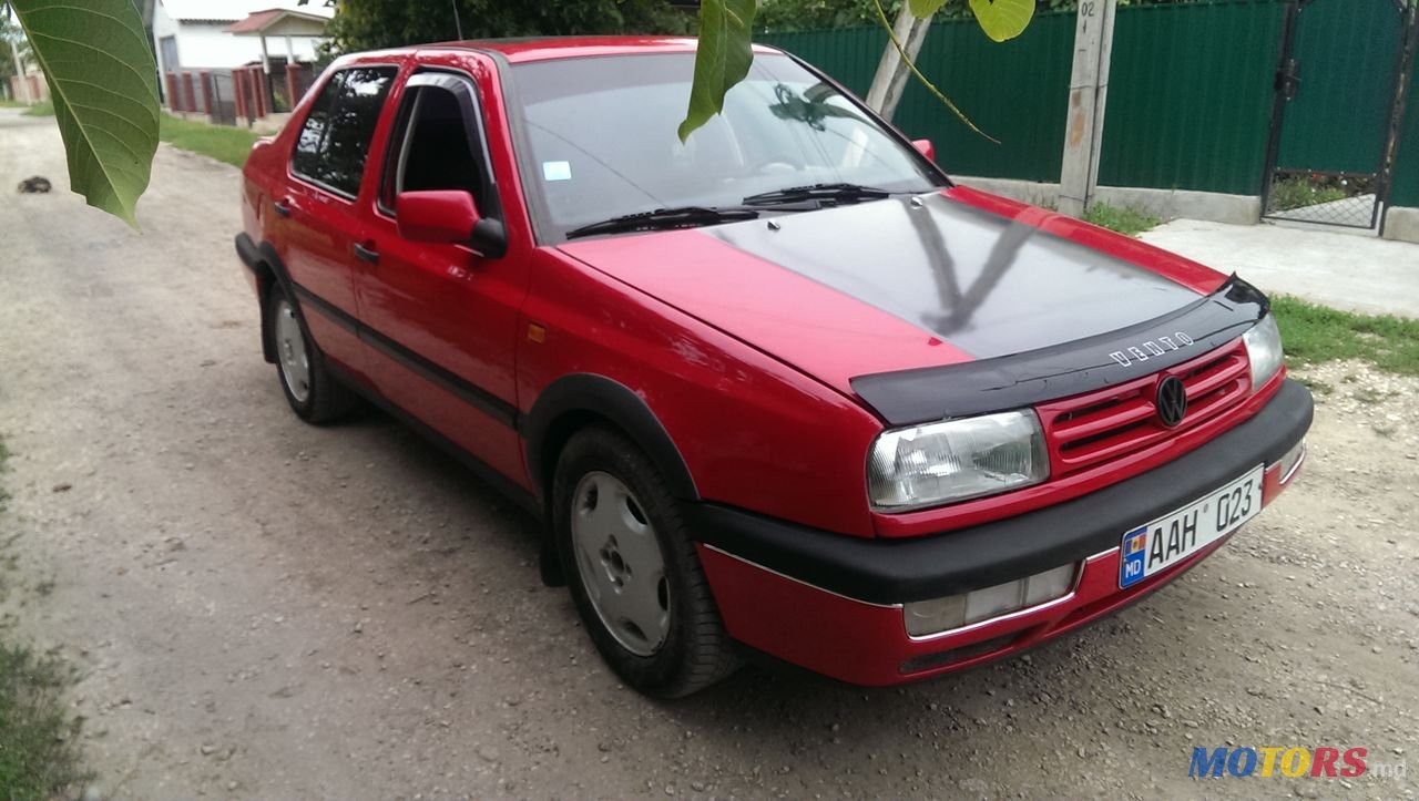 1994' Volkswagen Vento photo #1