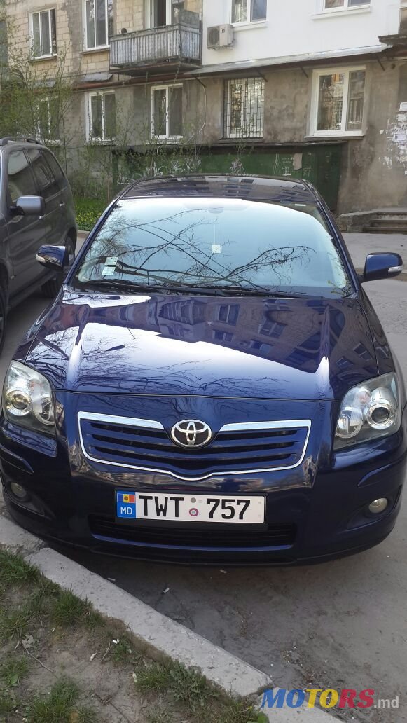 2008' Toyota Avensis photo #4