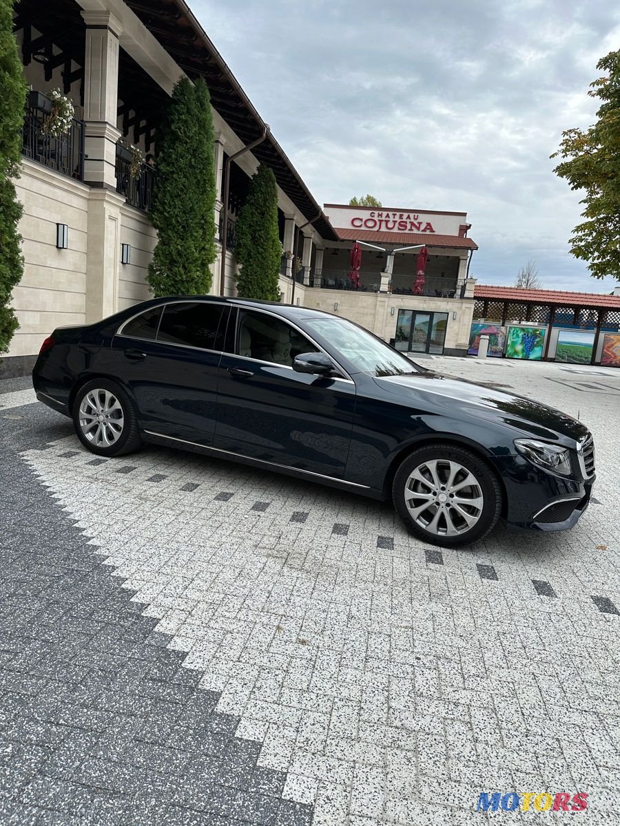 2017' Mercedes-Benz E-Class photo #1