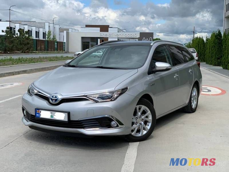 2015' Toyota Auris photo #1