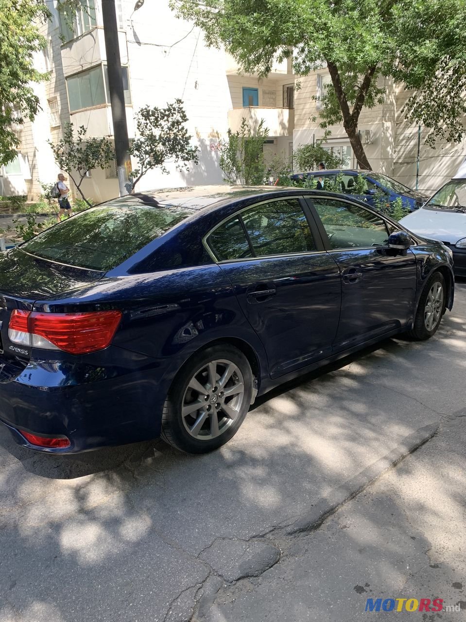 2012' Toyota Avensis photo #2