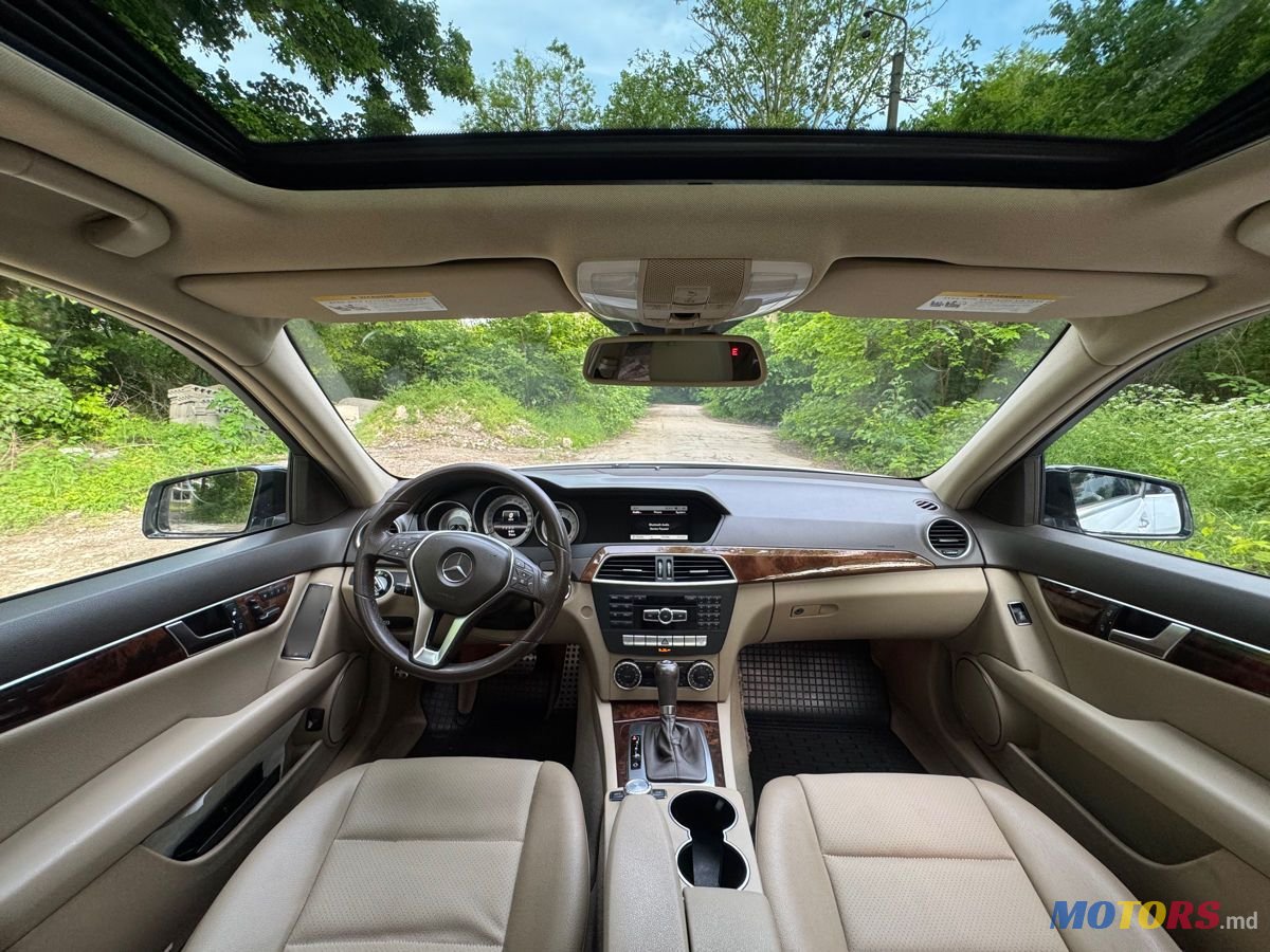 2013' Mercedes-Benz C-Class photo #5
