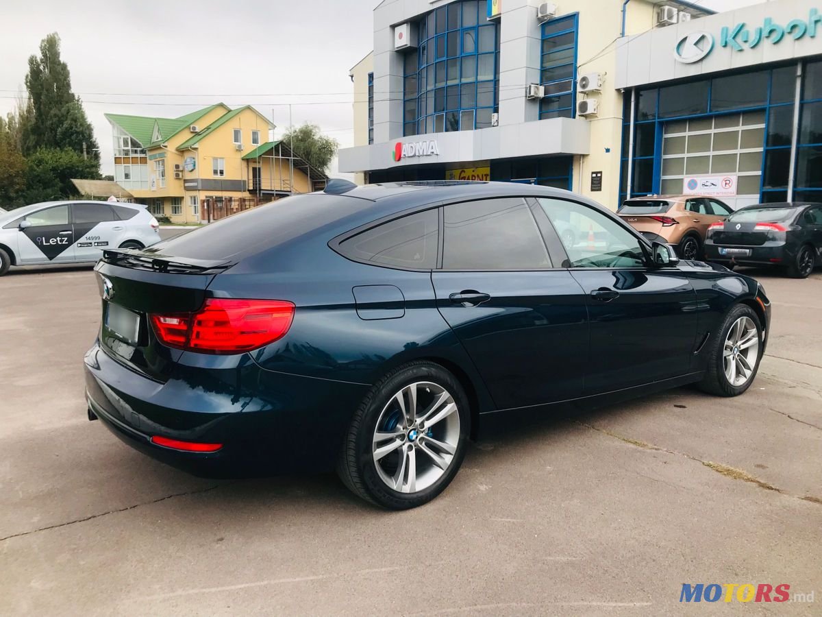 2016' BMW 3 Series Gran Turismo photo #6