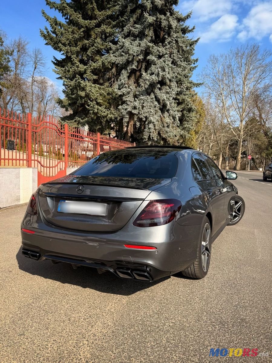 2019' Mercedes-Benz E-Class photo #4