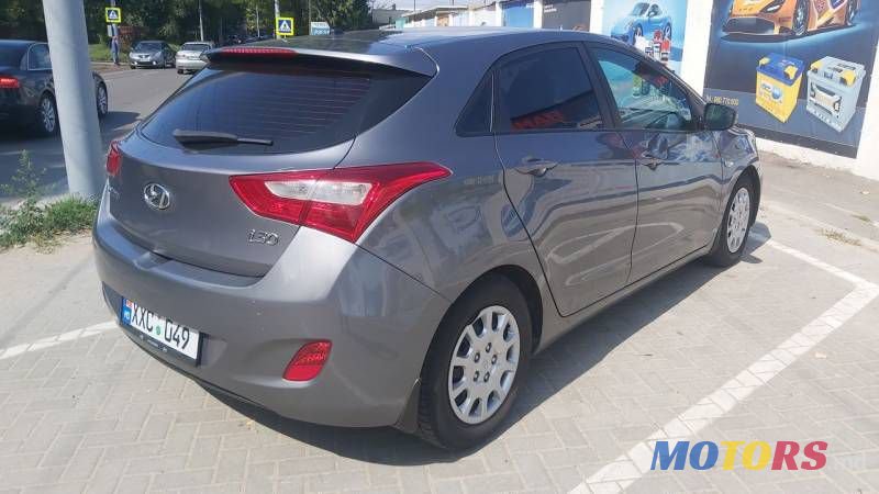 2013' Hyundai i30 photo #3