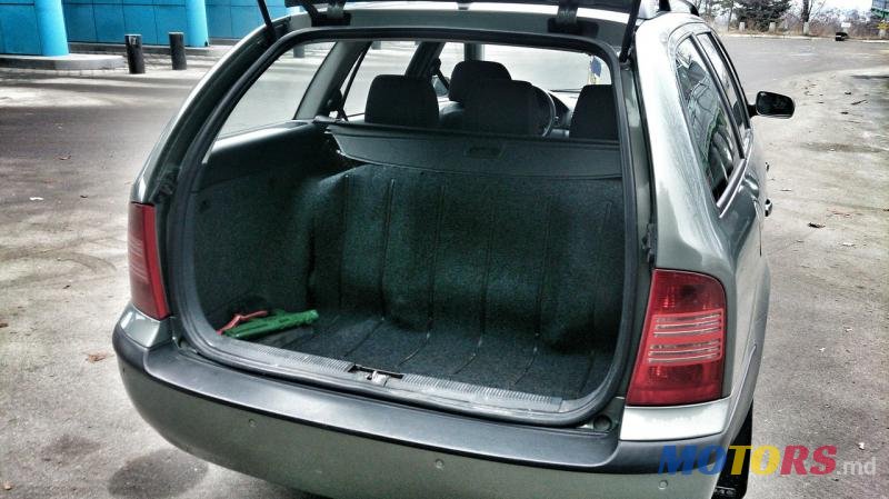 2003' Skoda Octavia photo #3