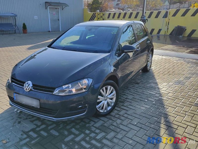 2016' Volkswagen Golf photo #4