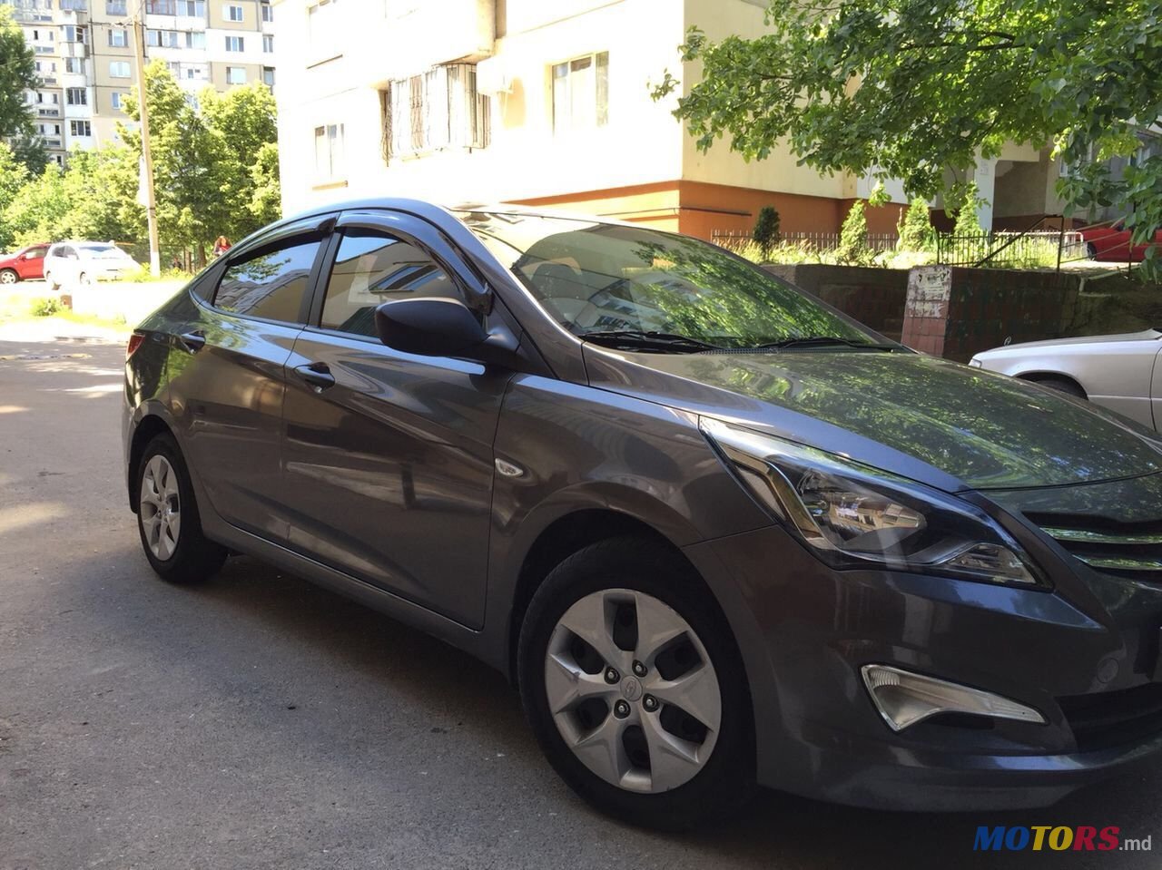 2014' Hyundai Accent photo #3