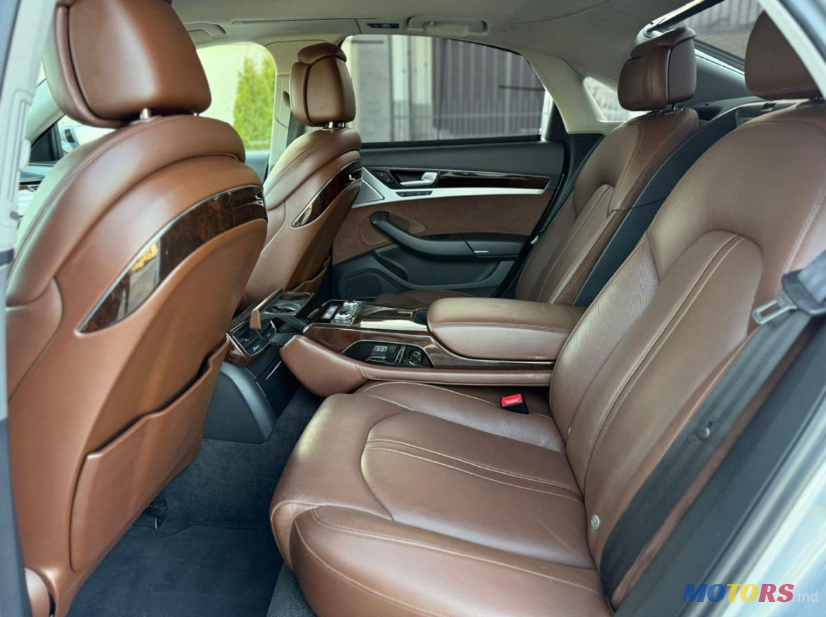 2015' Audi A8 photo #6