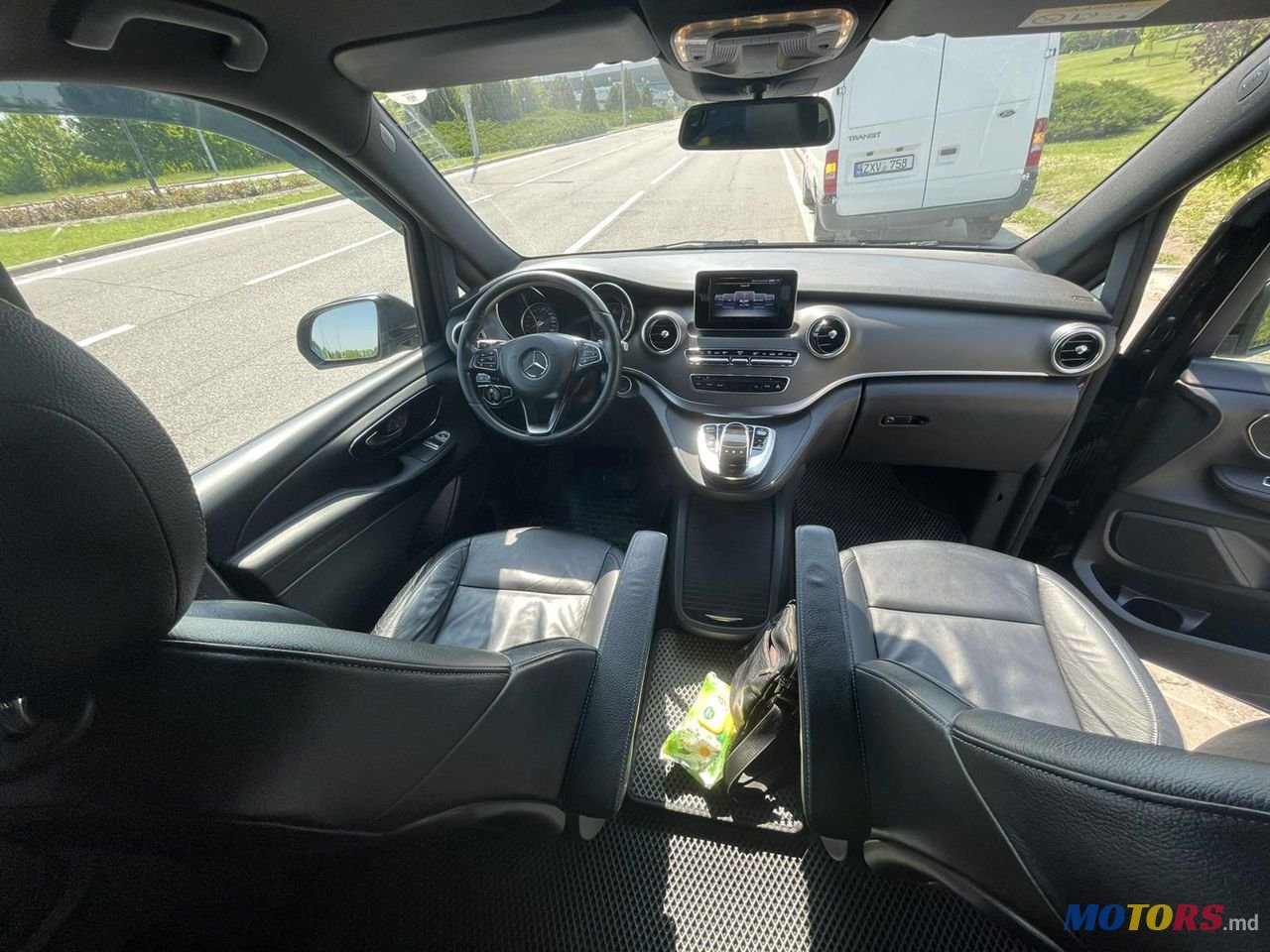 2016' Mercedes-Benz V Класс photo #6