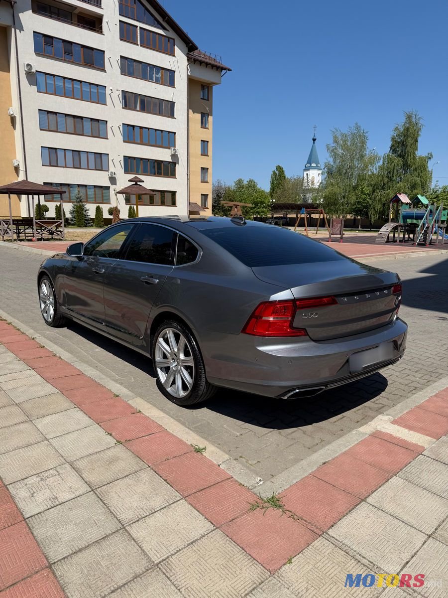 2017' Volvo S90 photo #3
