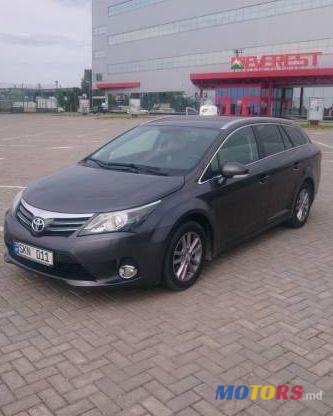 2013' Toyota Avensis photo #1