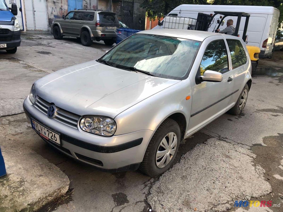 1999' Volkswagen Golf photo #2