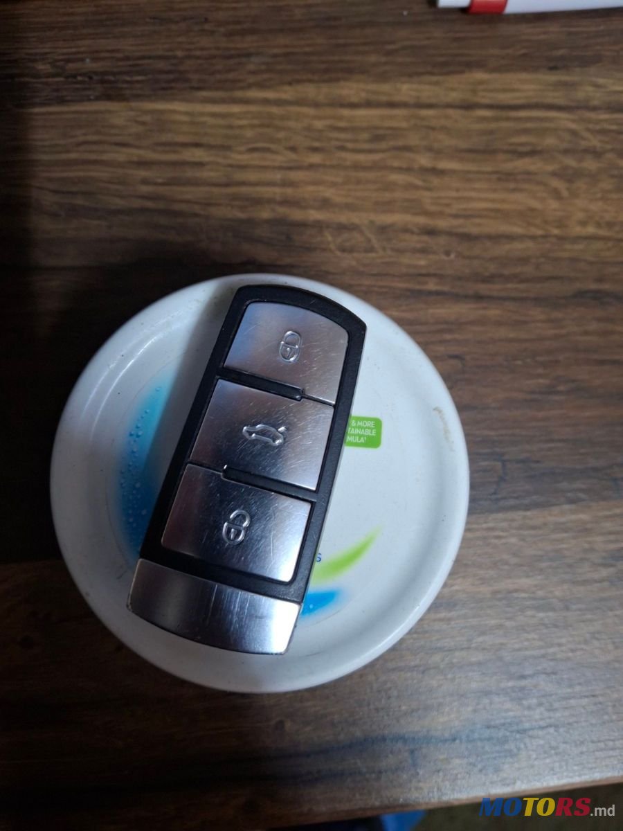 2015' Volkswagen Passat photo #4