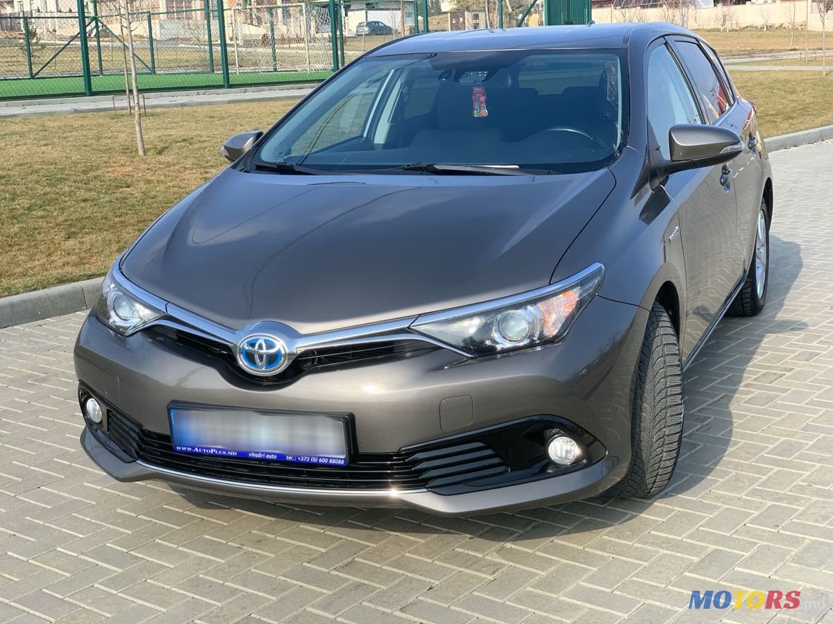 2017' Toyota Auris photo #3