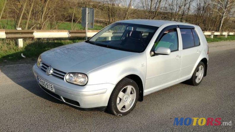 2000' Volkswagen Golf photo #2