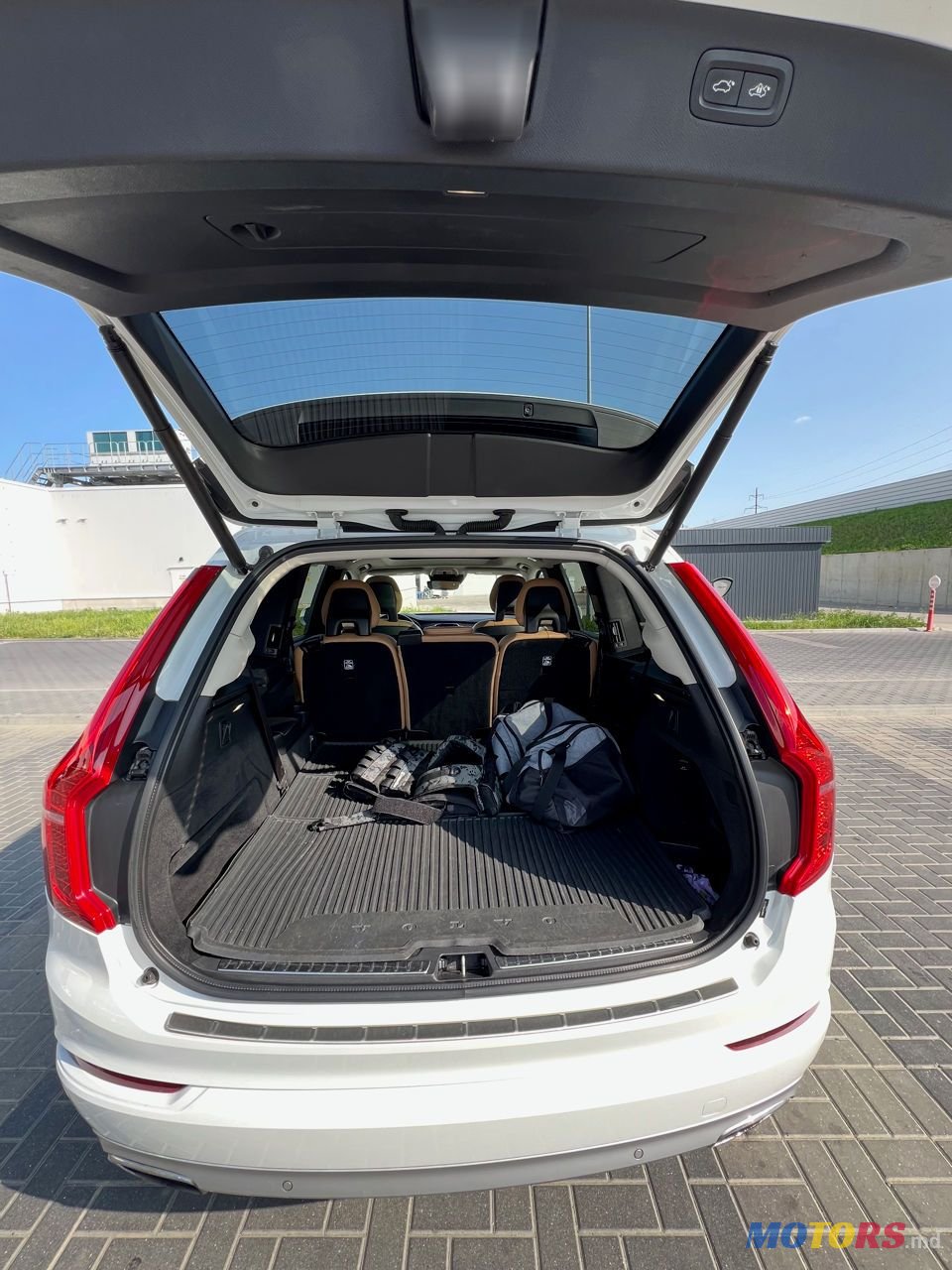 2016' Volvo XC90 photo #5