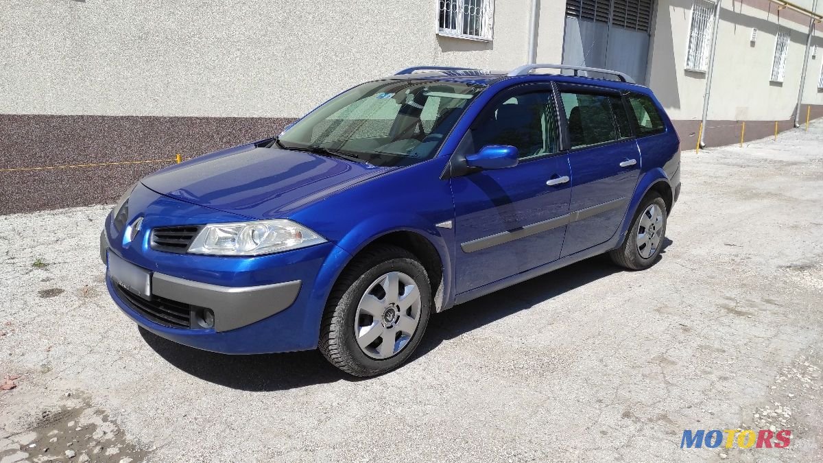 2008' Renault Megane photo #2