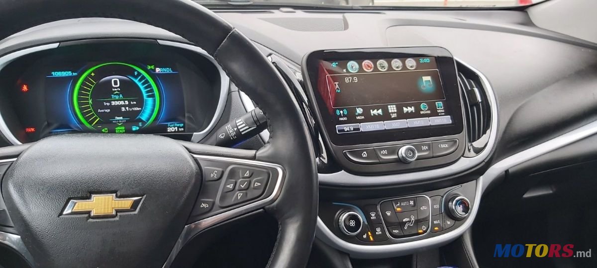 2017' Chevrolet Volt photo #5