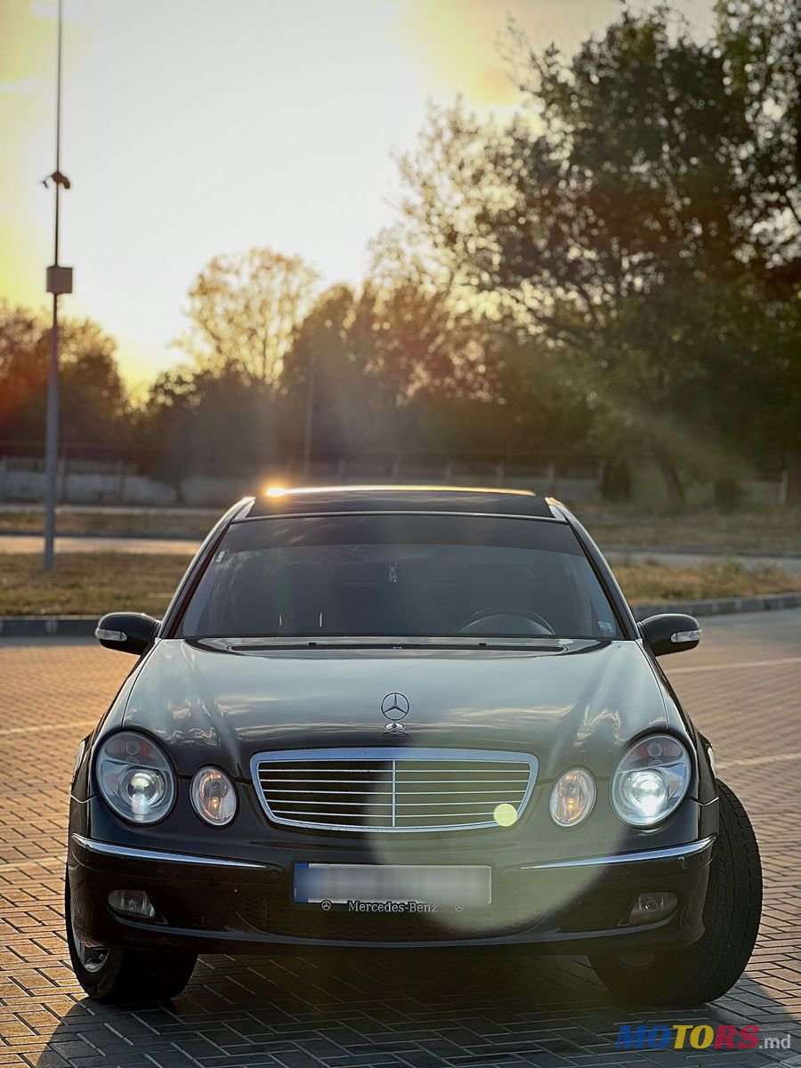 2006' Mercedes-Benz E-Class photo #2