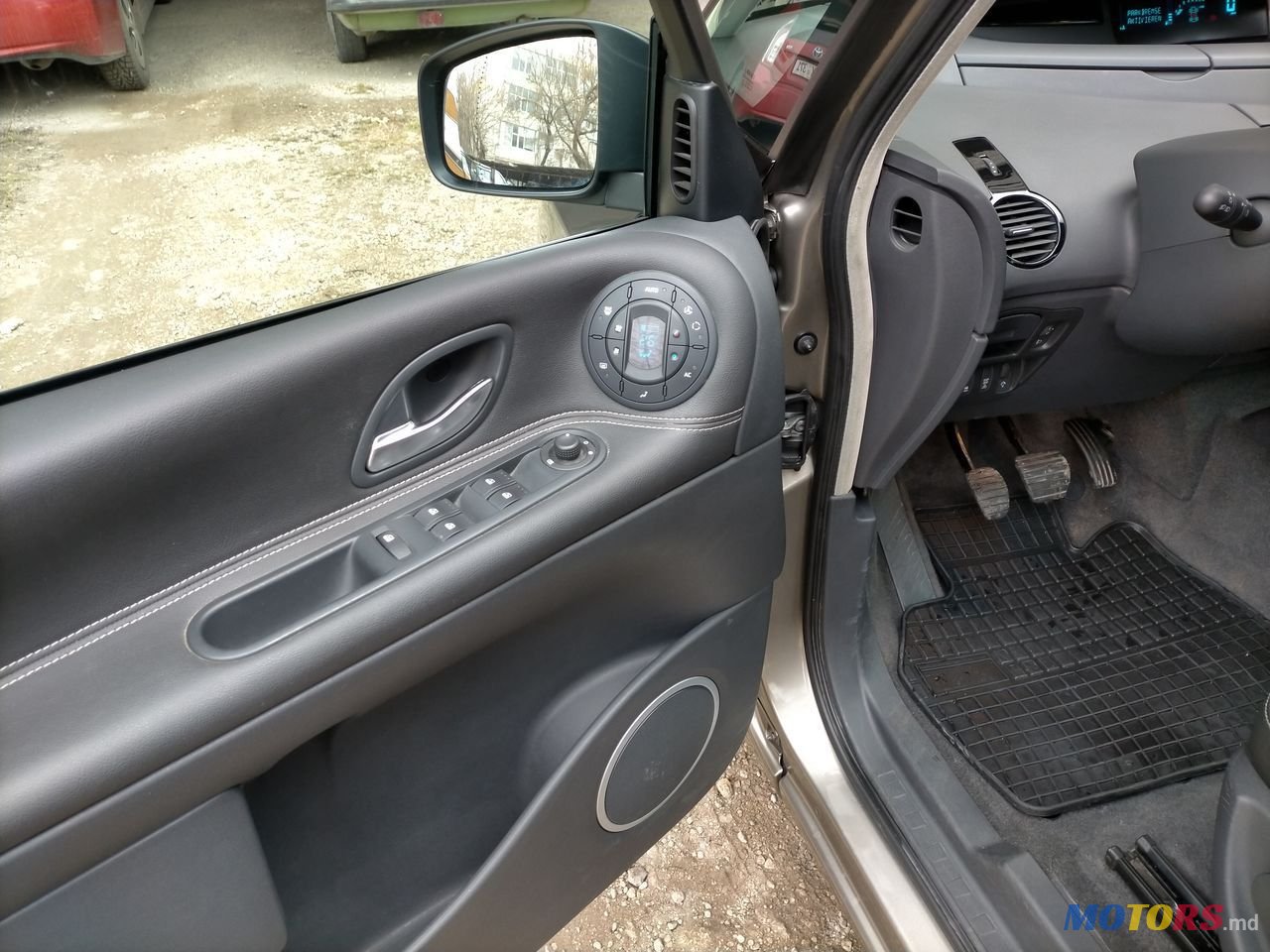 2013' Renault Espace photo #3