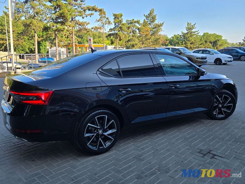 2023' Skoda Superb photo #5