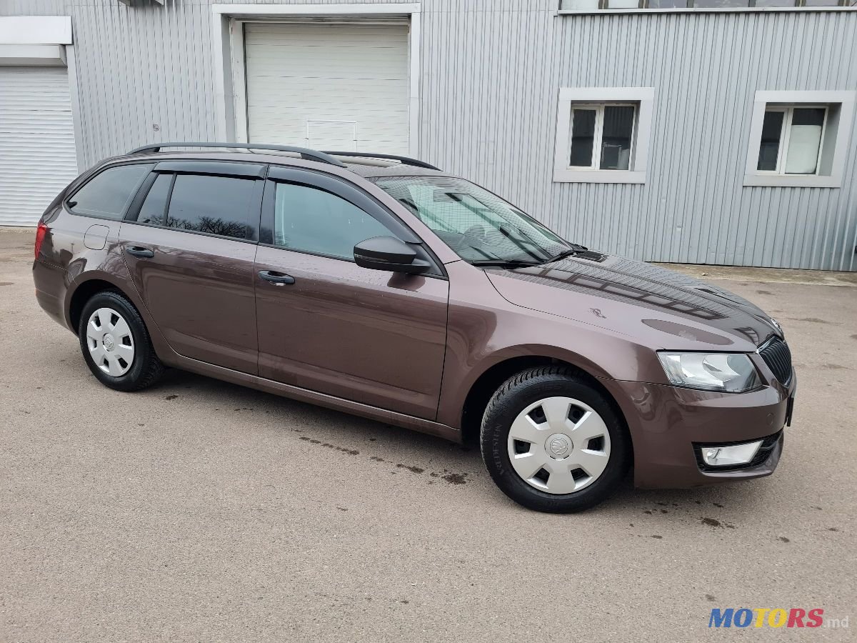 2014' Skoda Octavia photo #2
