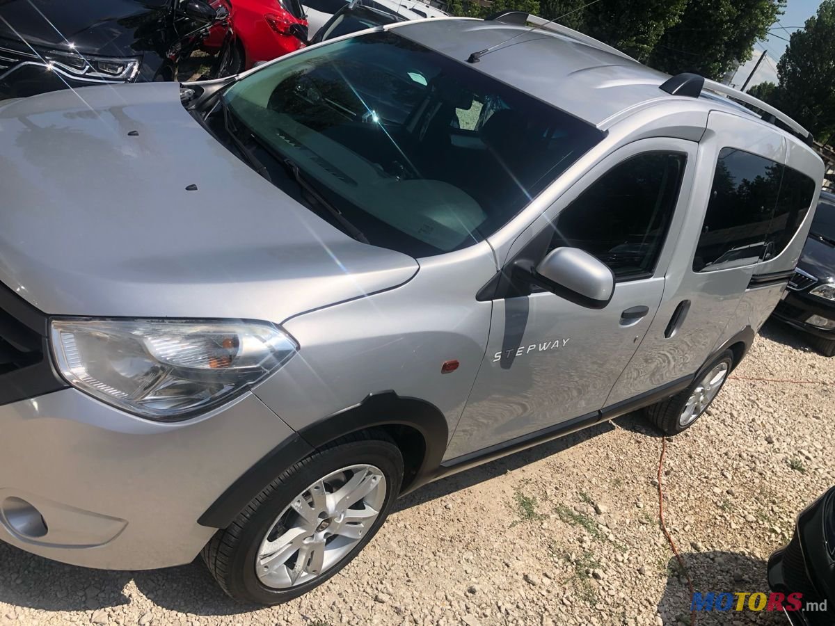 2013' Dacia Dokker photo #1