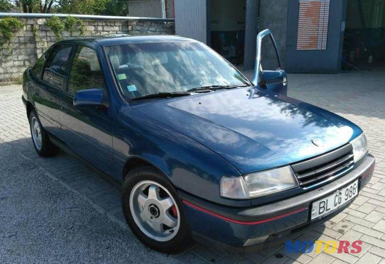 1992' Opel Vectra photo #1