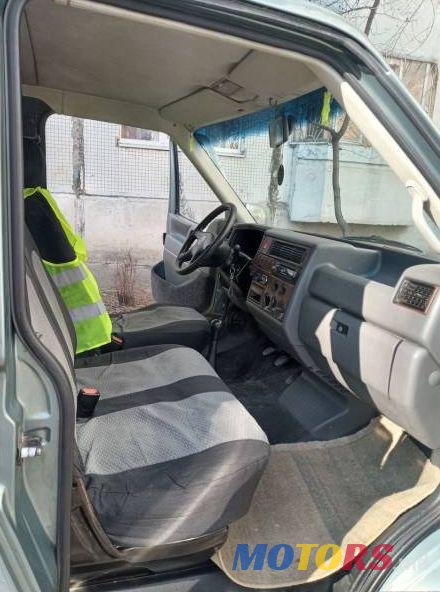 1999' Volkswagen Transporter photo #2