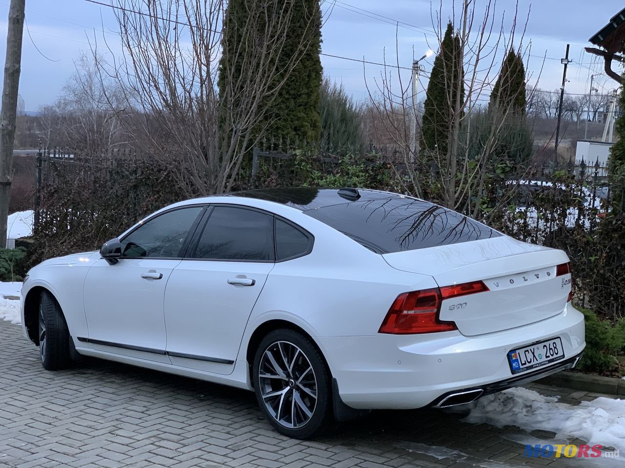 2016' Volvo S90 photo #2