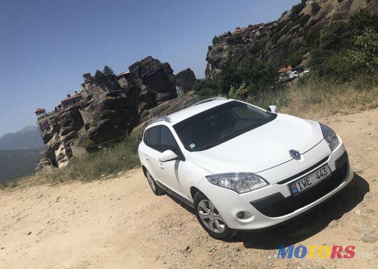 2012' Renault Megane photo #1