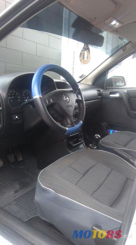 2004' Opel Astra photo #2