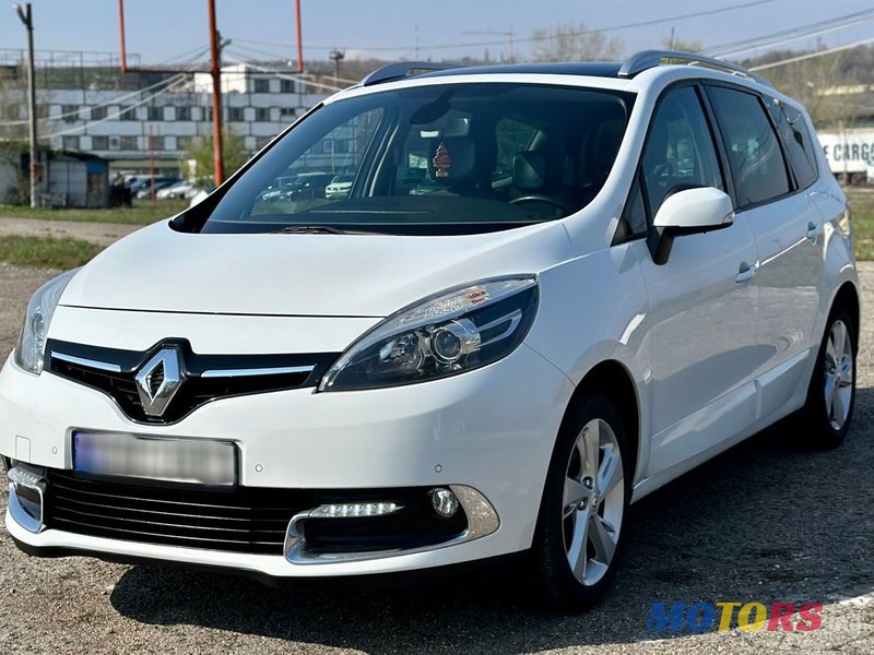 2014' Renault Grand Scenic photo #2