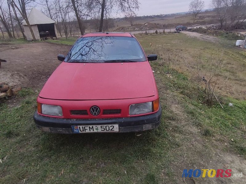 1991' Volkswagen Passat photo #1