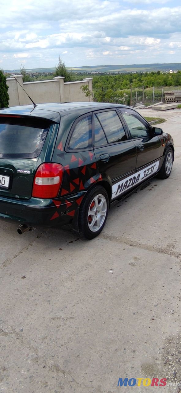 2000' Mazda 323 photo #5