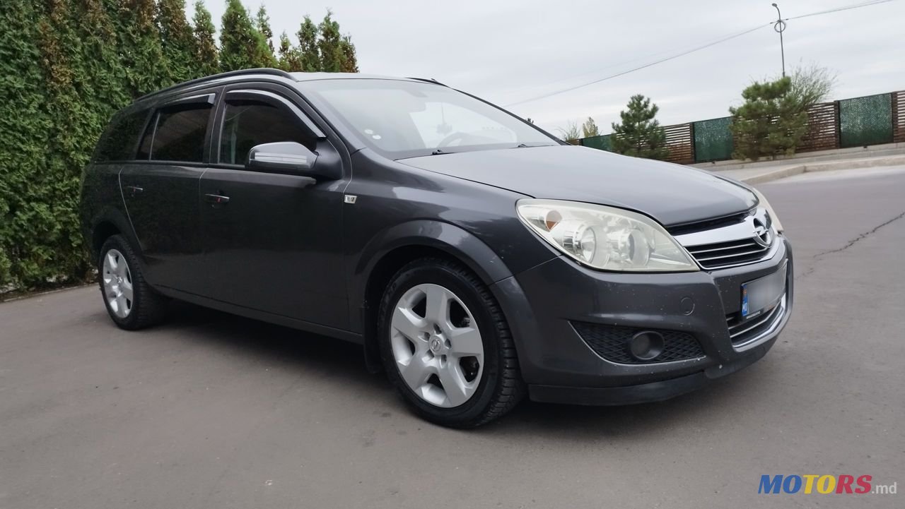 2009' Opel Astra photo #2