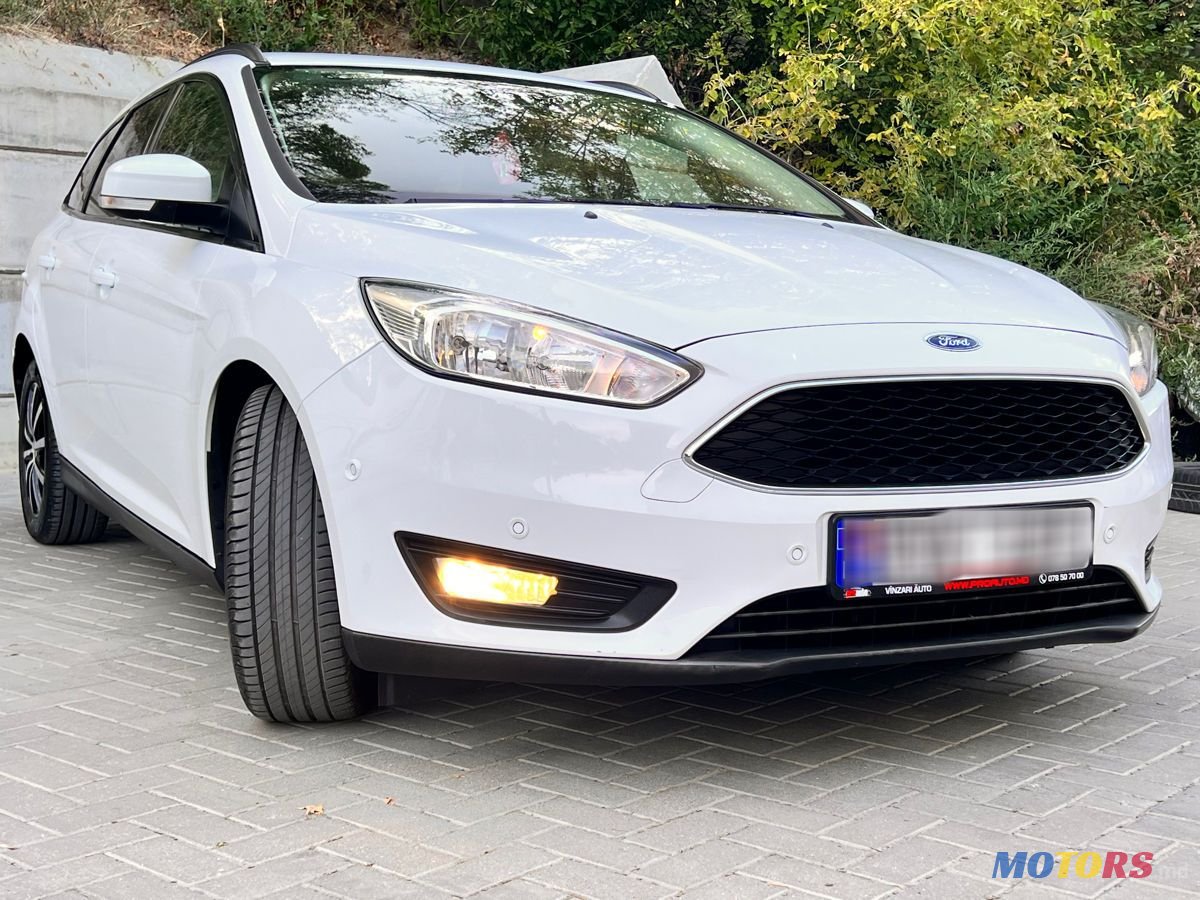 2015' Ford Focus photo #3