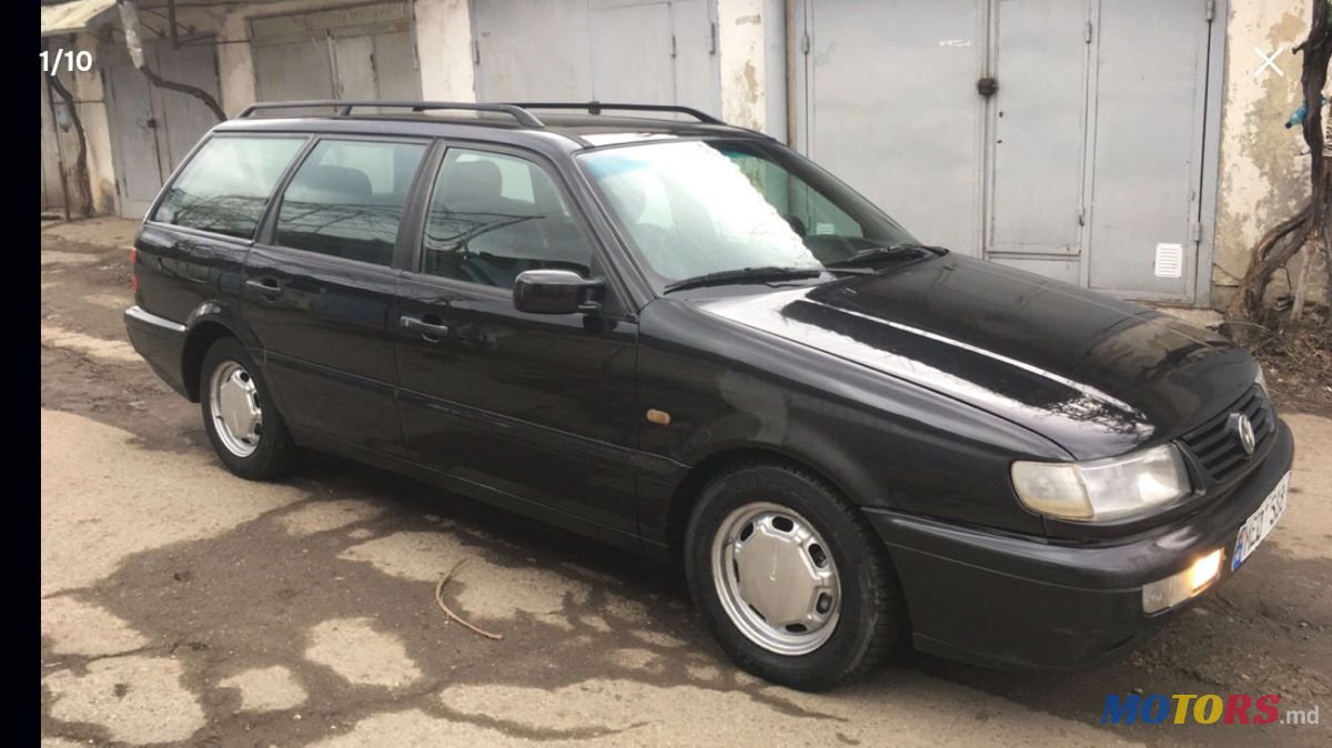 1995' Volkswagen Passat photo #1