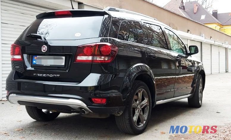 2016' Fiat Freemont photo #5