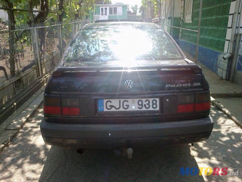 1993' Volkswagen Passat photo #3