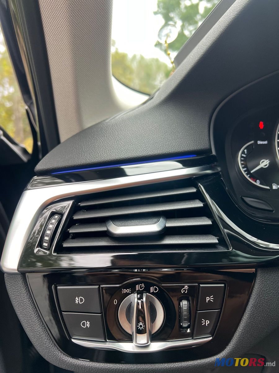 2018' BMW 5 Series photo #6