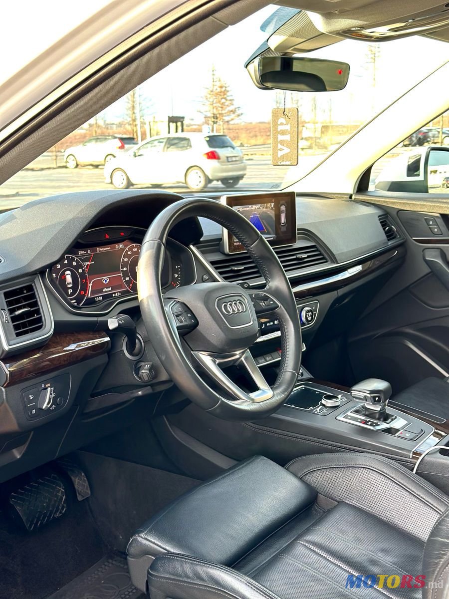 2020' Audi Q5 photo #6
