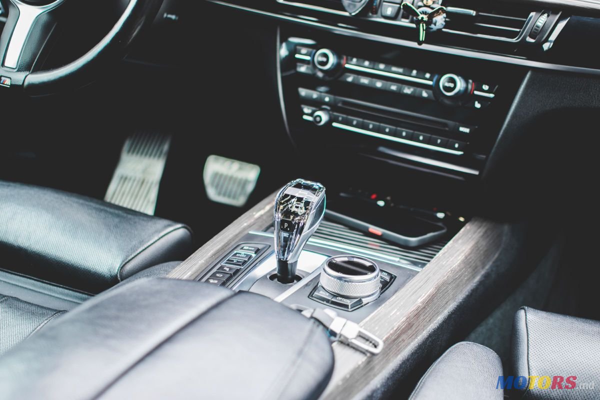 2013' BMW X5 photo #5