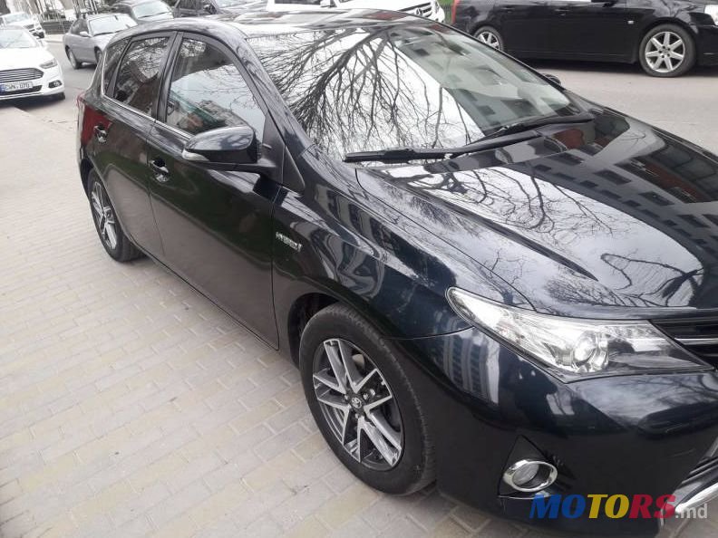 2015' Toyota Auris photo #1