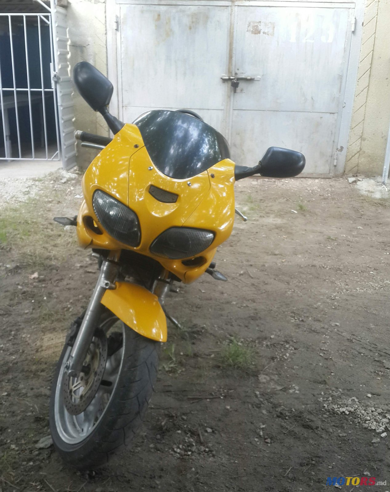 2001' Suzuki Sv 650 s photo #1