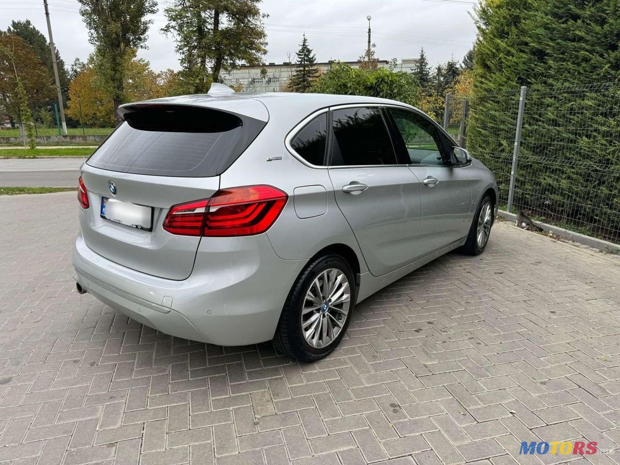 2019' BMW 2 Series Active Tourer photo #3