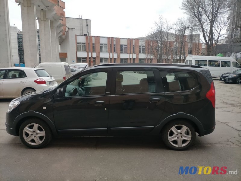 2018' Dacia Lodgy photo #4