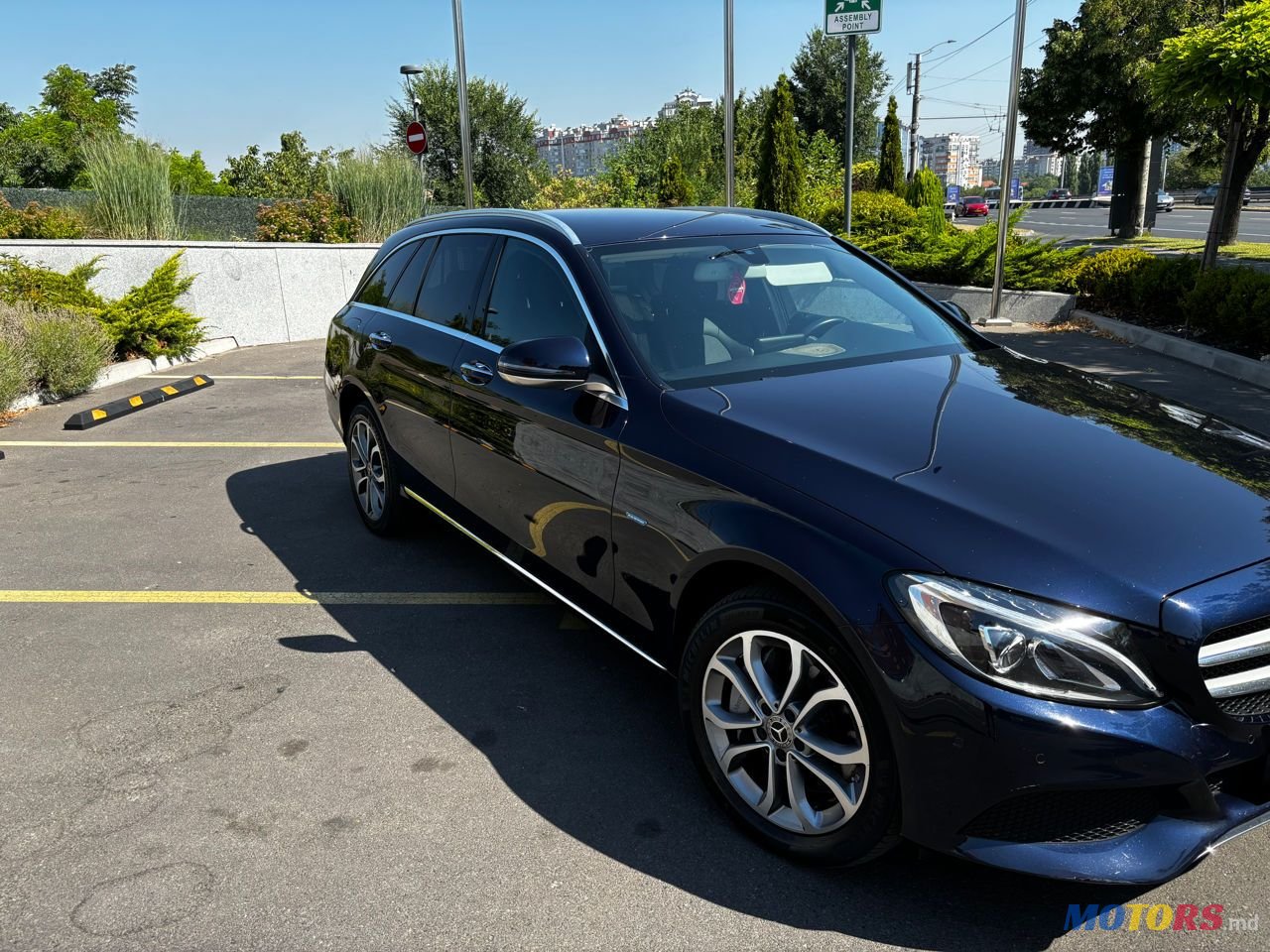 2016' Mercedes-Benz C-Class photo #5